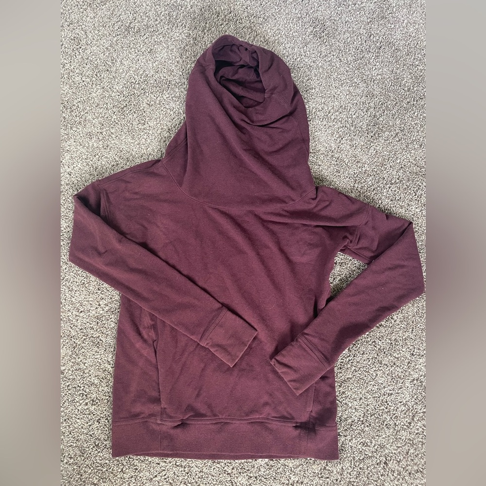 Lululemon sweatshirt